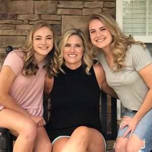 Meet your Posher, Kendy